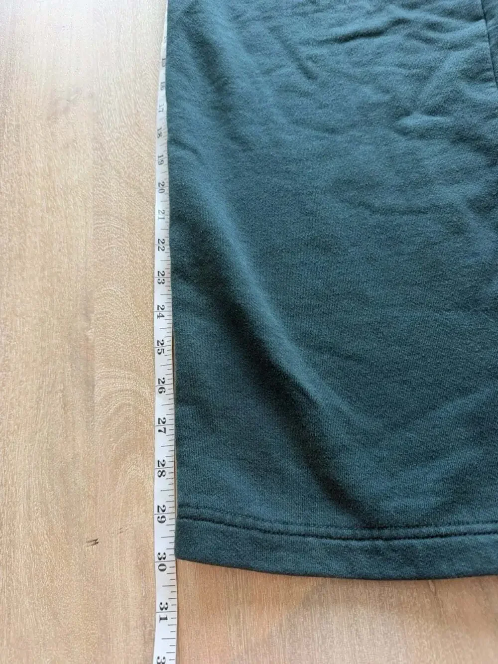 Alo Yoga Accolade Straight Leg Sweatpant in Winter Ivy Teal Size Medium